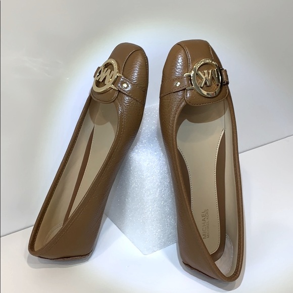 Michael Kors 💃 - Picture 6 of 8